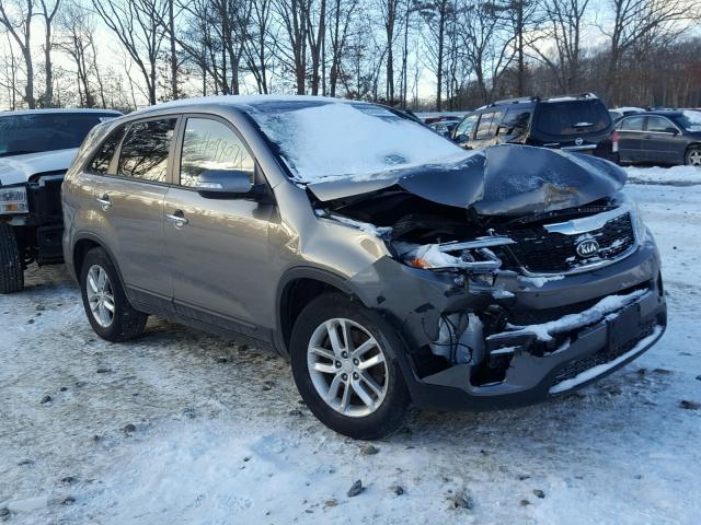 5XYKT3A6XEG533446 - 2014 KIA SORENTO LX GRAY photo 1