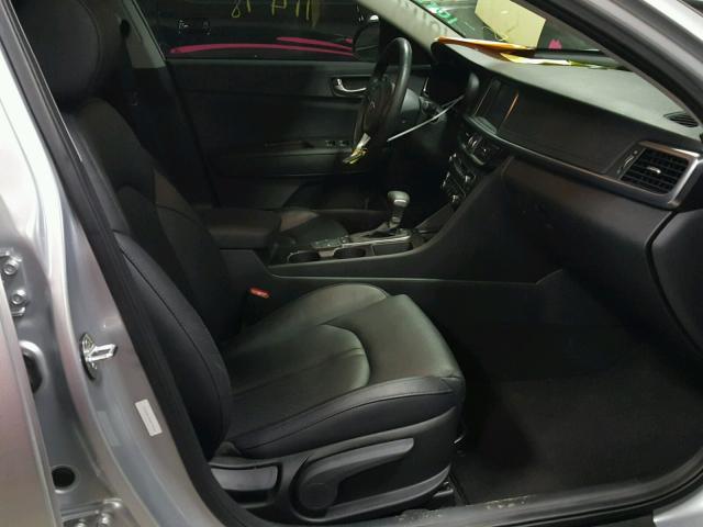 5XXGU4L3XHG172062 - 2017 KIA OPTIMA EX SILVER photo 5