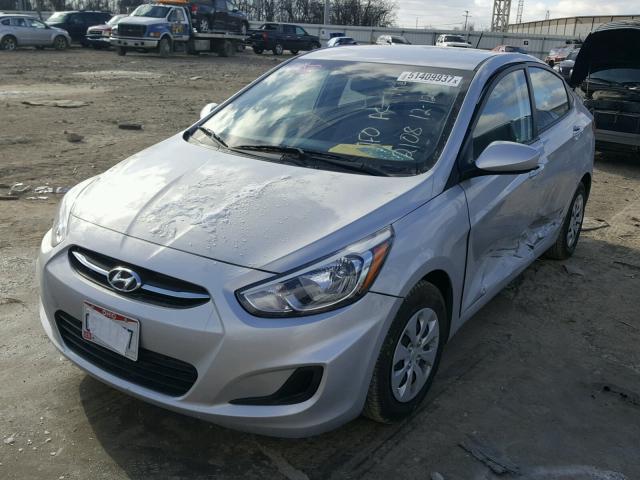 KMHCT4AE1GU982108 - 2016 HYUNDAI ACCENT SE SILVER photo 2