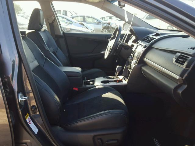 4T1BF1FK2CU016926 - 2012 TOYOTA CAMRY BASE GRAY photo 5