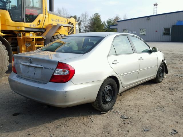 4T1BE30K23U241516 - 2003 TOYOTA CAMRY LE SILVER photo 4