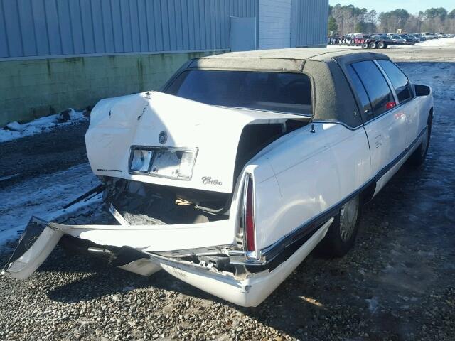 1G6KD52Y1TU278810 - 1996 CADILLAC DEVILLE WHITE photo 4