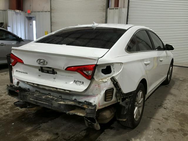 5NPE24AF1FH184919 - 2015 HYUNDAI SONATA SE WHITE photo 4