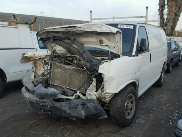 1GCSGAFX5D1159580 - 2013 CHEVROLET EXPRESS G1 WHITE photo 2