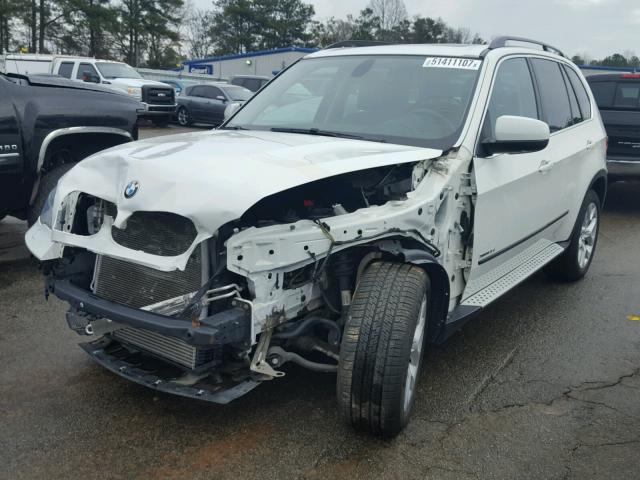 5UXZV4C53D0E01900 - 2013 BMW X5 XDRIVE3 WHITE photo 2