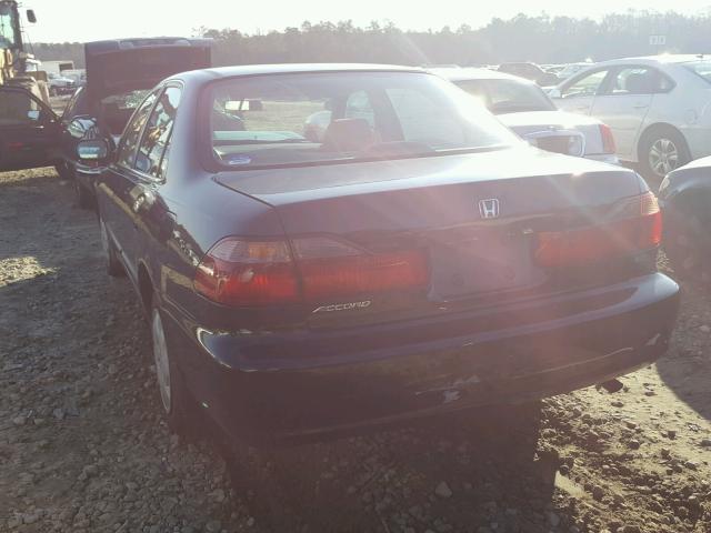 1HGCG5648WA170448 - 1998 HONDA ACCORD LX GREEN photo 3