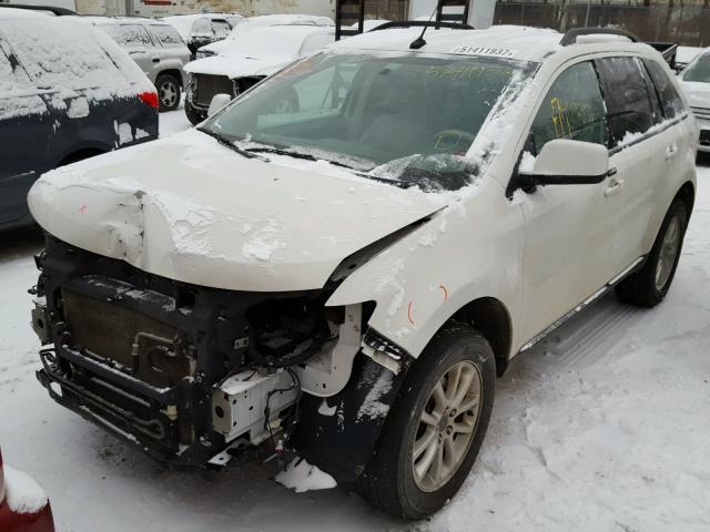 2FMDK48C49BB01812 - 2009 FORD EDGE SEL WHITE photo 2