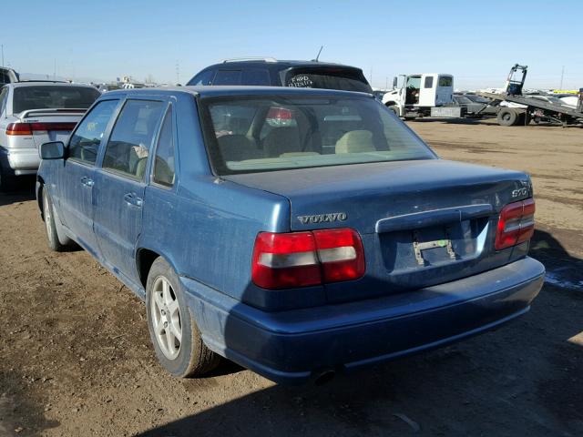 YV1LS5549W1475157 - 1998 VOLVO S70 BLUE photo 3