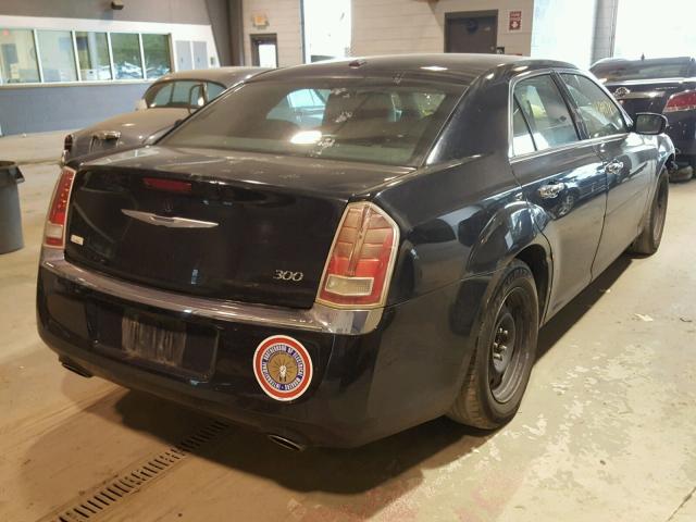 2C3CCACG5CH223674 - 2012 CHRYSLER 300 LIMITE BLACK photo 4