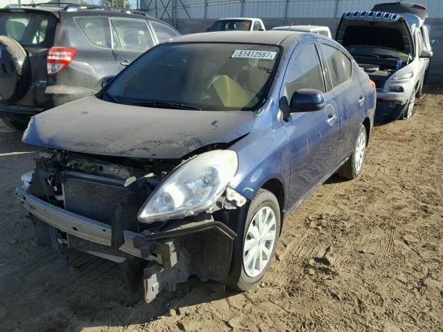 3N1CN7AP2EL806339 - 2014 NISSAN VERSA BLUE photo 2