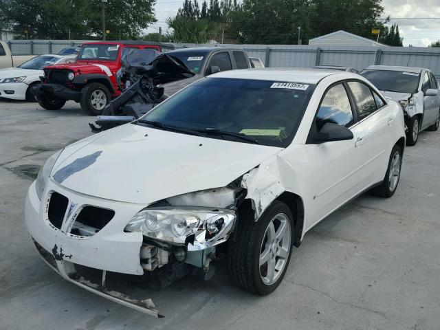 1G2ZG58N274126738 - 2007 PONTIAC G6 BASE WHITE photo 2