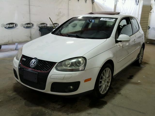 WVWEV71K07W087292 - 2007 VOLKSWAGEN NEW GTI WHITE photo 2