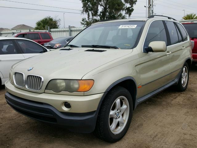 WBAFB33511LH07850 - 2001 BMW X5 4.4I GOLD photo 2