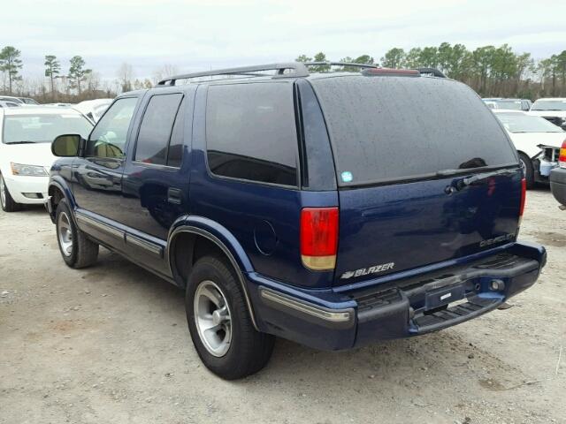 1GNCS13W3XK159033 - 1999 CHEVROLET BLAZER BLUE photo 3