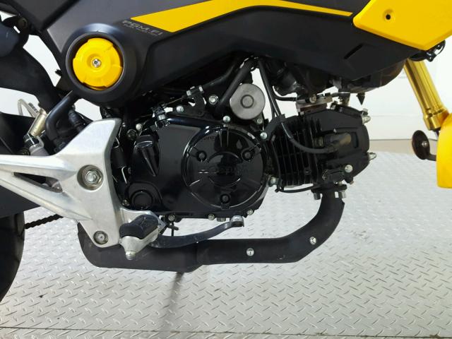 MLHJC6116F5106158 - 2015 HONDA GROM 125 YELLOW photo 12