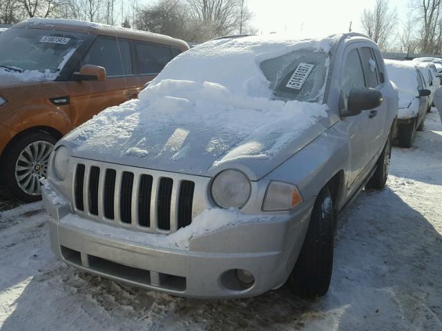 1J8FF47W48D512819 - 2008 JEEP COMPASS SP SILVER photo 2