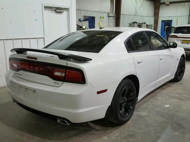 2C3CDXCT7DH701592 - 2013 DODGE CHARGER R/ WHITE photo 4