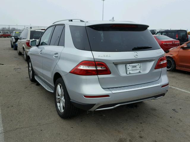 4JGDA5HB6CA028106 - 2012 MERCEDES-BENZ ML 350 4MA SILVER photo 3