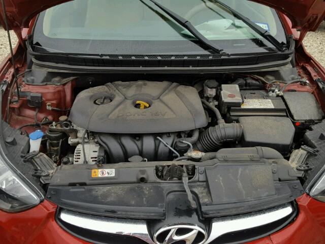 5NPDH4AE6DH349488 - 2013 HYUNDAI ELANTRA GL RED photo 7