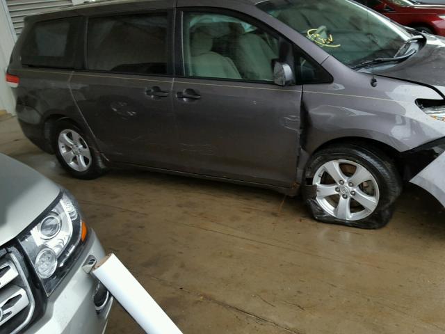 5TDKA3DC7CS009632 - 2012 TOYOTA SIENNA BAS GRAY photo 9