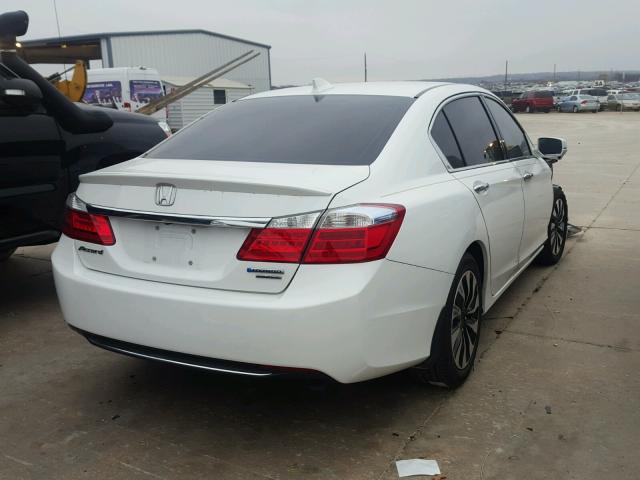 1HGCR6F75EA010133 - 2014 HONDA ACCORD HYB WHITE photo 4