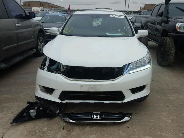 1HGCR6F75EA010133 - 2014 HONDA ACCORD HYB WHITE photo 9