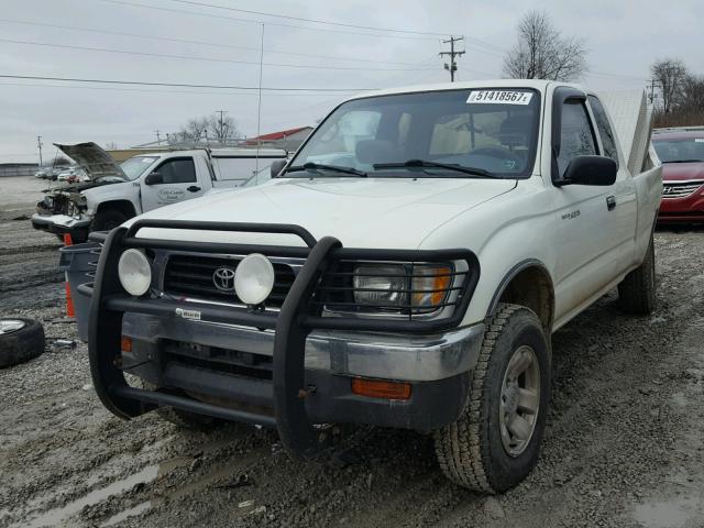 4TAWM72N6VZ249076 - 1997 TOYOTA TACOMA XTR WHITE photo 2