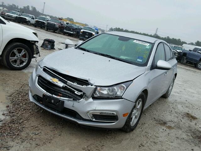 1G1PC5SB9F7140834 - 2015 CHEVROLET CRUZE LT SILVER photo 2