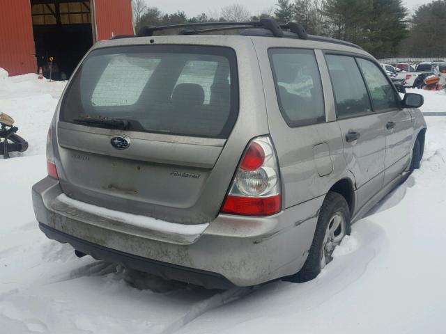 JF1SG63616H704666 - 2006 SUBARU FORESTER 2 GRAY photo 4