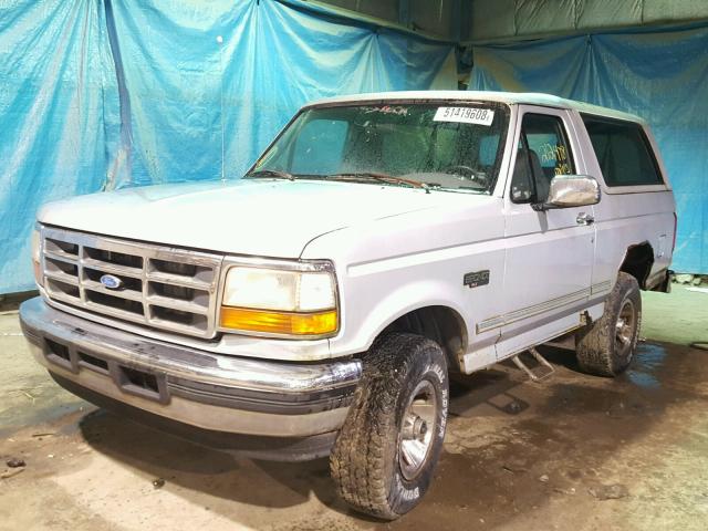 1FMEU15NXTLB66660 - 1996 FORD BRONCO U10 SILVER photo 2