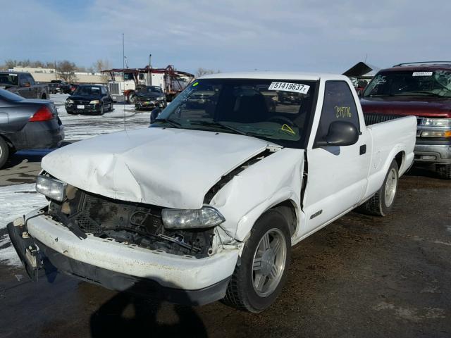 1GCCS1445W8142493 - 1998 CHEVROLET S TRUCK S1 WHITE photo 2