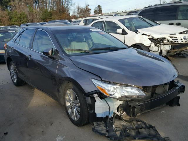 4T4BF1FK4FR499412 - 2015 TOYOTA CAMRY LE CHARCOAL photo 1