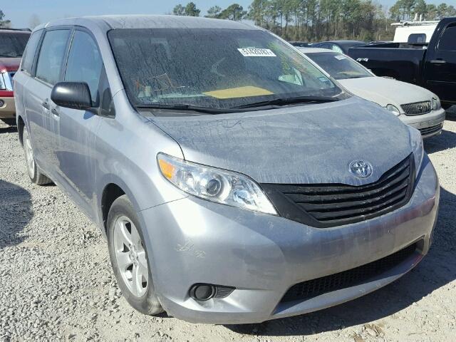 5TDZZ3DC0HS781372 - 2017 TOYOTA SIENNA BAS SILVER photo 1