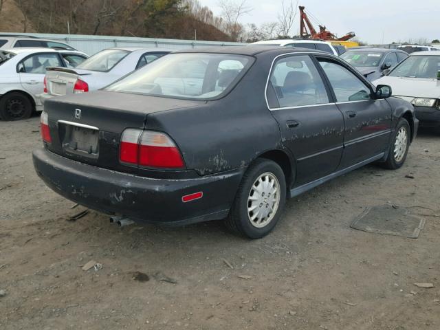 1HGCD5658TA046371 - 1996 HONDA ACCORD EX BLACK photo 4