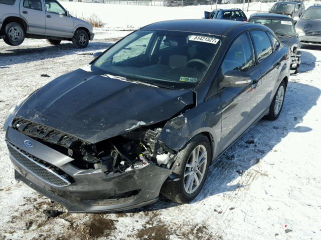 1FADP3F2XFL213848 - 2015 FORD FOCUS SE GRAY photo 2