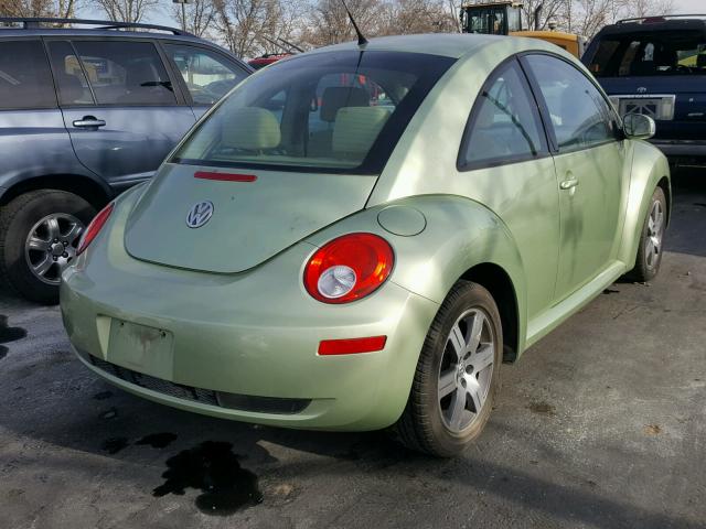 3VWPG31CX6M418346 - 2006 VOLKSWAGEN NEW BEETLE GREEN photo 4