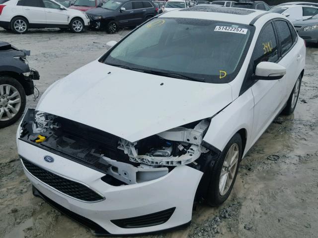 1FADP3F27GL207216 - 2016 FORD FOCUS SE WHITE photo 2