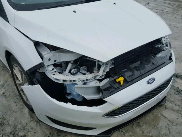 1FADP3F27GL207216 - 2016 FORD FOCUS SE WHITE photo 9