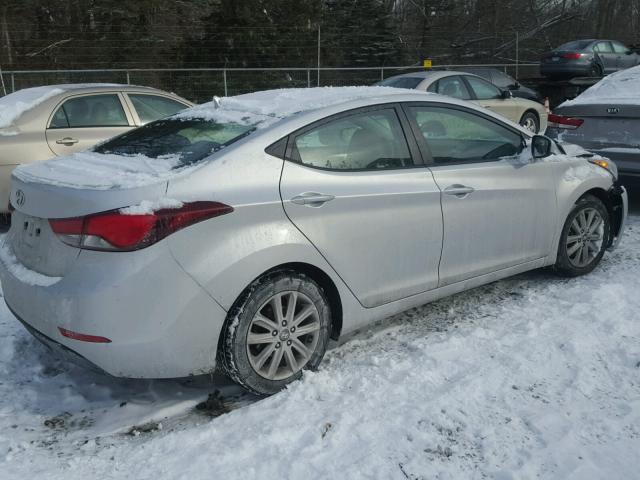 5NPDH4AE7FH600361 - 2015 HYUNDAI ELANTRA SE SILVER photo 4