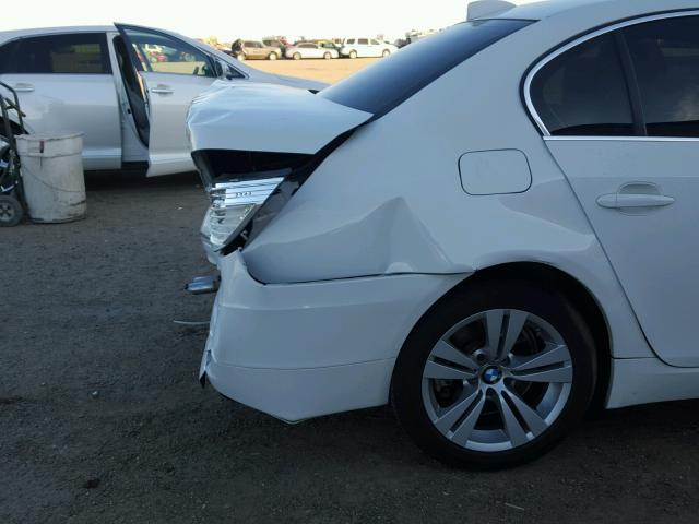 WBANU53549C118687 - 2009 BMW 528 I WHITE photo 9