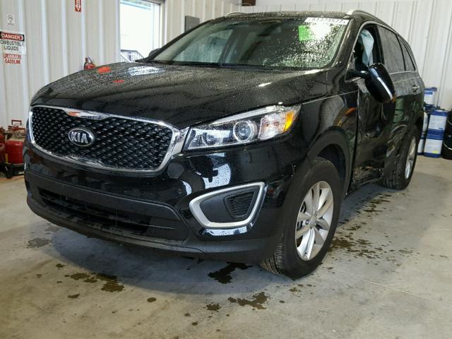 5XYPG4A59HG230346 - 2017 KIA SORENTO LX BLACK photo 2