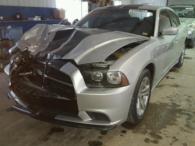 2C3CDXBG7CH155900 - 2012 DODGE CHARGER SE SILVER photo 2