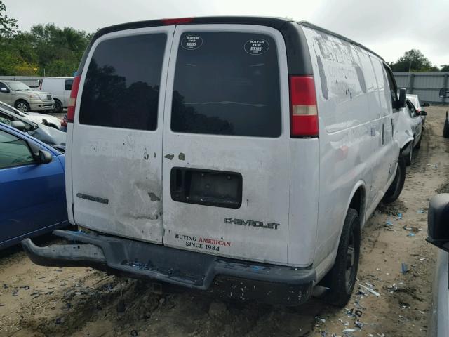 1GCGG25V561213068 - 2006 CHEVROLET EXPRESS G2 WHITE photo 4