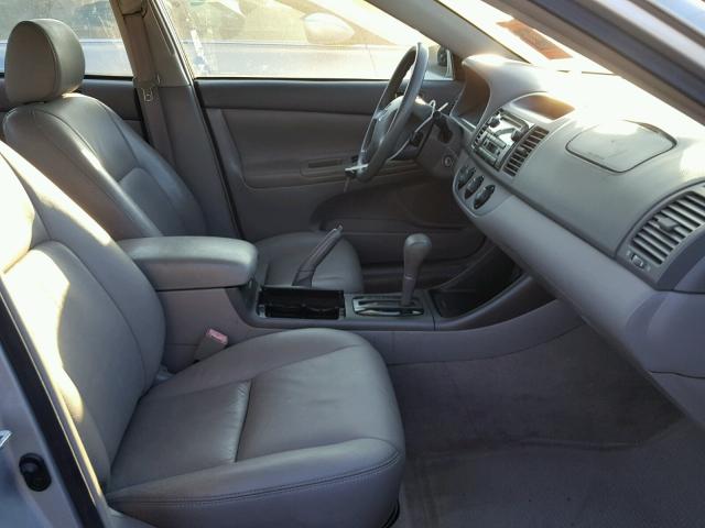 4T1BE32K53U145117 - 2003 TOYOTA CAMRY LE SILVER photo 5