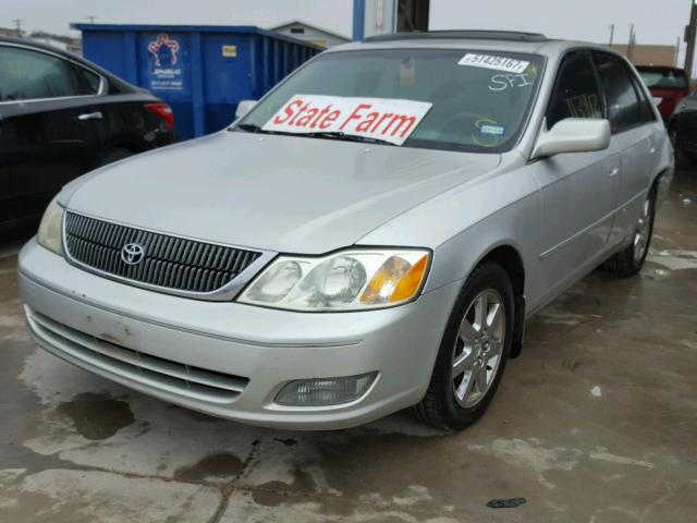 4T1BF28B21U176840 - 2001 TOYOTA AVALON XL SILVER photo 2