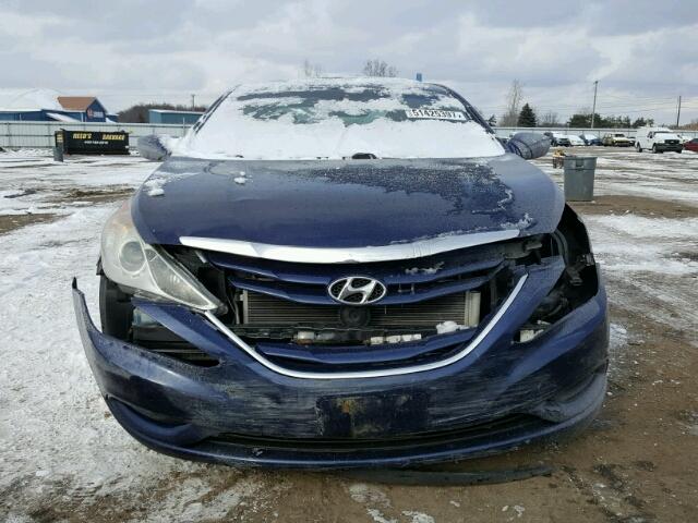 5NPEB4AC5BH113674 - 2011 HYUNDAI SONATA GLS BLUE photo 9