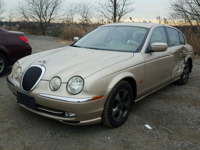 SAJDA01N72FM26603 - 2002 JAGUAR S-TYPE TAN photo 2