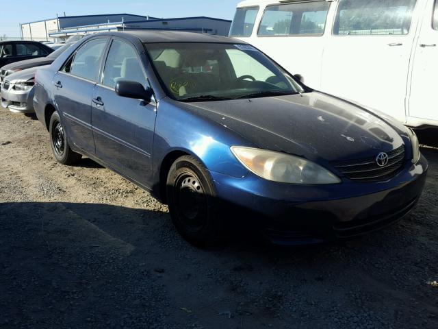 4T1BE32K74U319710 - 2004 TOYOTA CAMRY LE Blau Foto 1