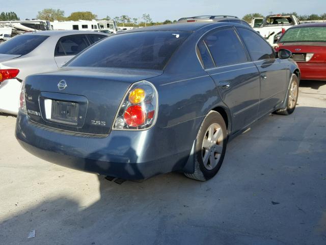 1N4AL11D22C120649 - 2002 NISSAN ALTIMA BAS BLUE photo 4