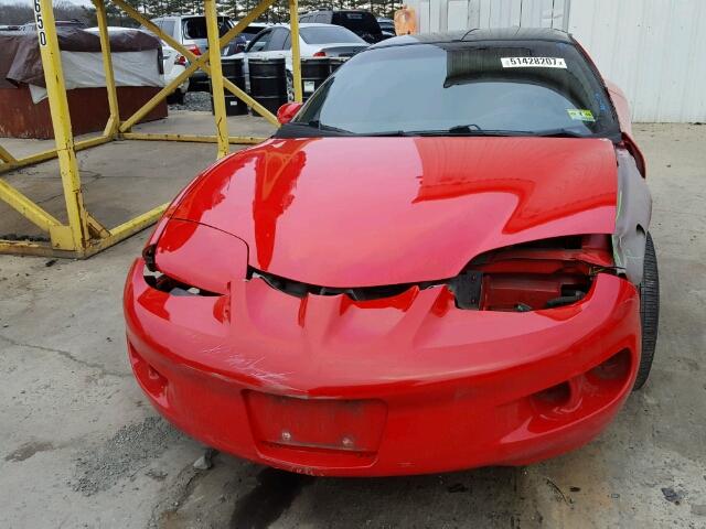 2G2FS22KXY2168421 - 2000 PONTIAC FIREBIRD RED photo 10